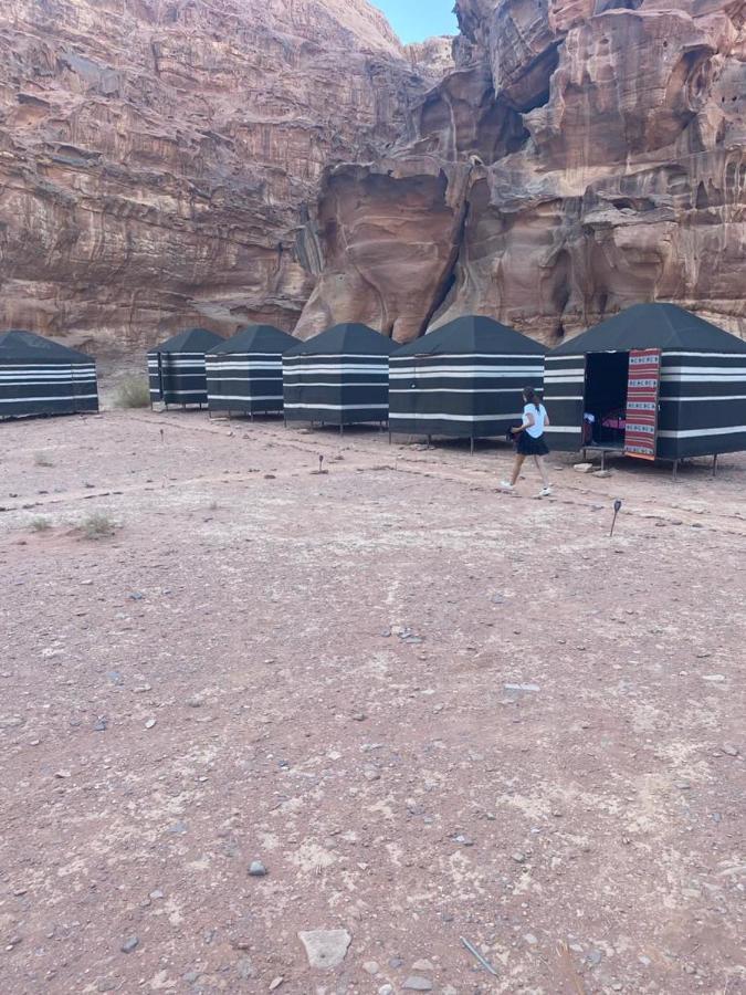 Moon City With Jeep Trips Wadi Rum Exterior photo